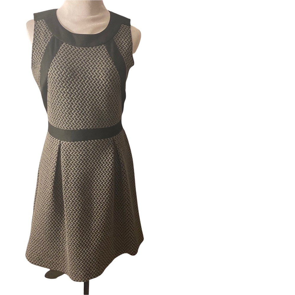 Anthropologie Tabitha gray and black dress size 6